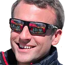 Emoji macronsunglass