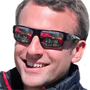 Emoji macronsunglass